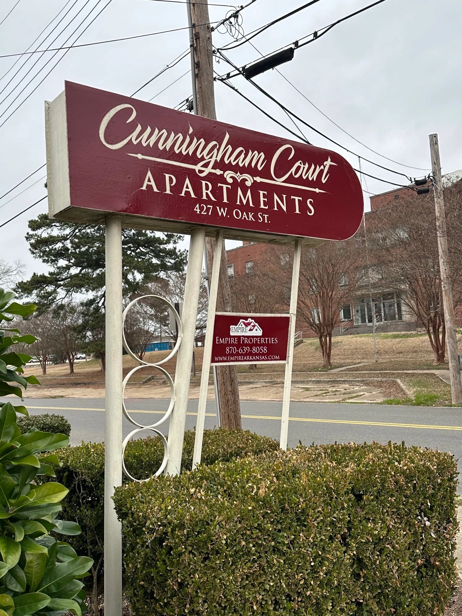 Apartment Rentals Cunningham Court Apartments